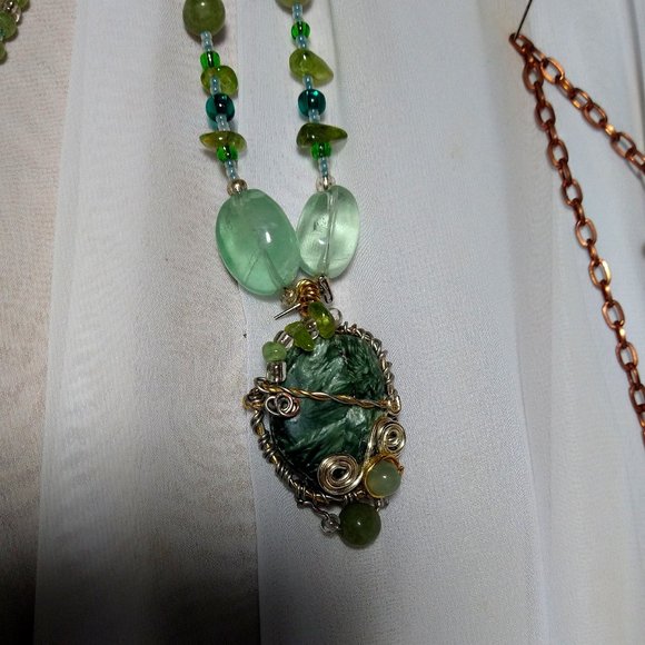 CCLHMHLLC Wirewrapped Jewellery Designs - Picture 1 of 3